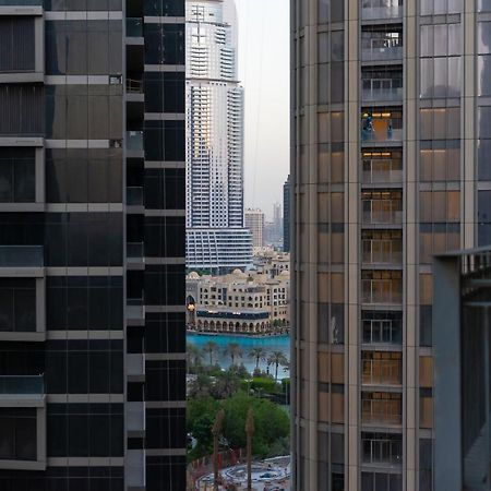 Appartamento Westminster Standpoint Burj Khalifa Dubai Esterno foto